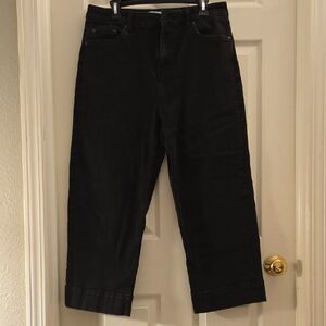 Amazon Essentials Black Wide-Leg Ankle Jeans